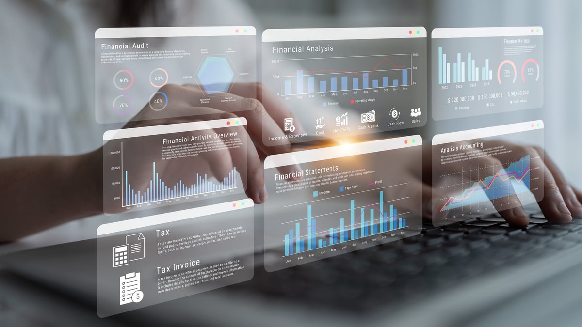 Análisis de datos e inteligencia de negocios para pequeñas y medianas empresas: gráficos y métricas sobre un teclado
